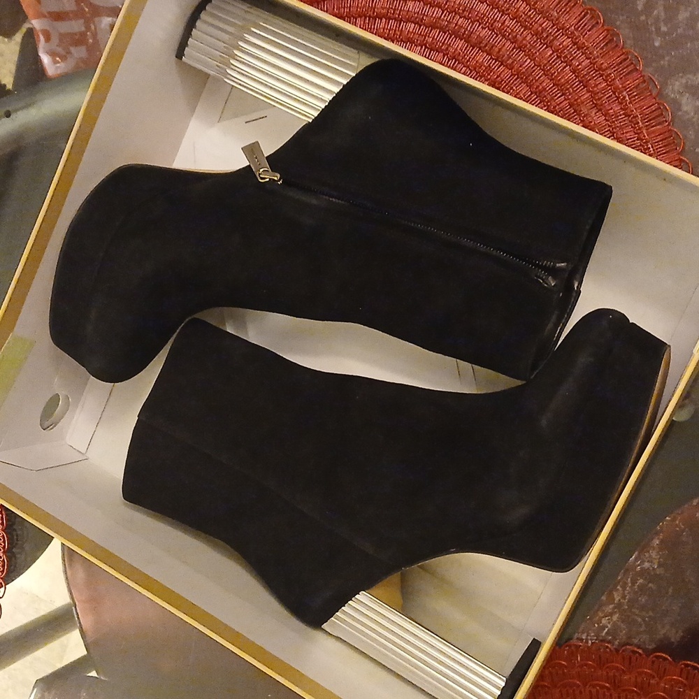 Michael Kors Porter Platform Booties - Picture 2 of 10